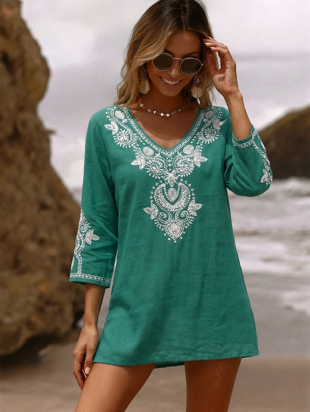Chico’s Womans Green Linen Blend Beaded Tunic Top. Sz M Resortwear Swim Cover Up